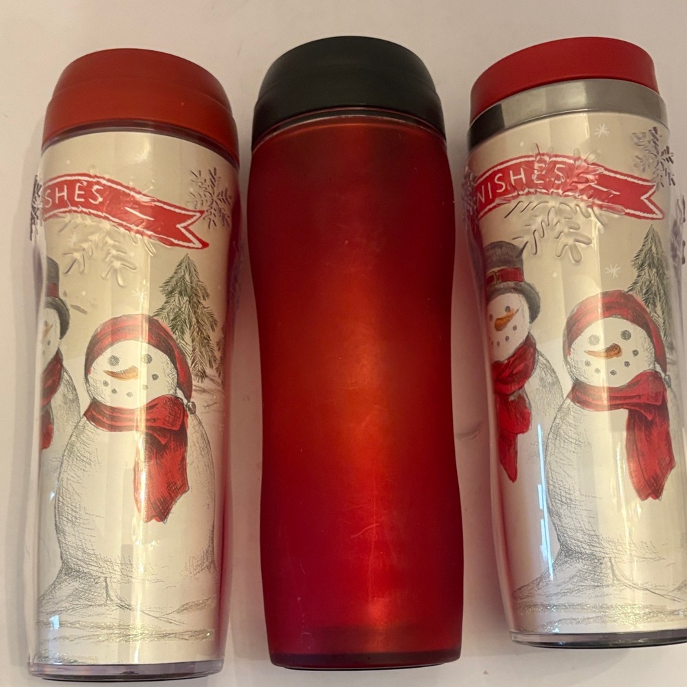 Kohl's Red and White Snowman Tumblers